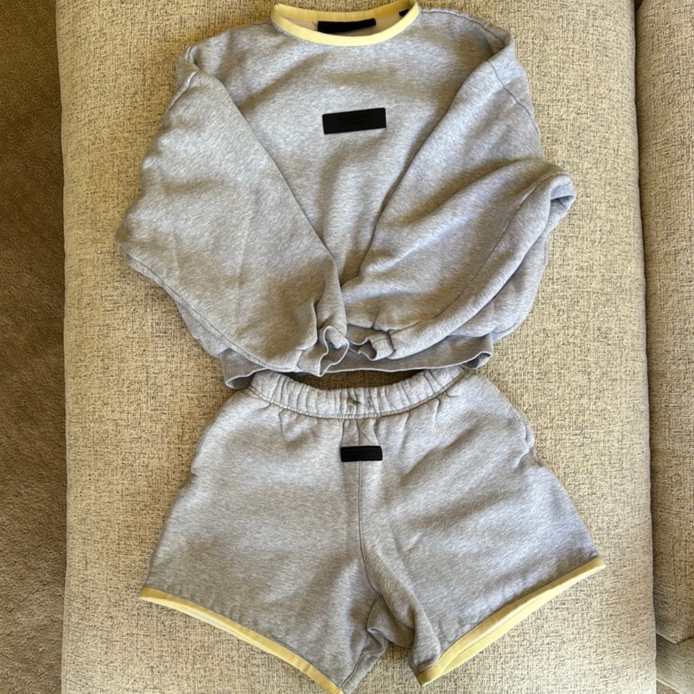 Fear of God Kids Matching Set in Gray and Yellow